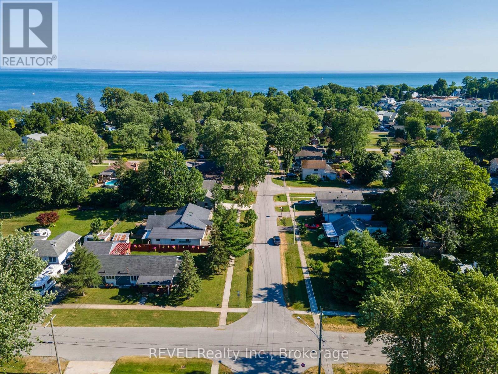 342 Helen Street, Fort Erie, Ontario  L0S 1B0 - Photo 2 - X13582402