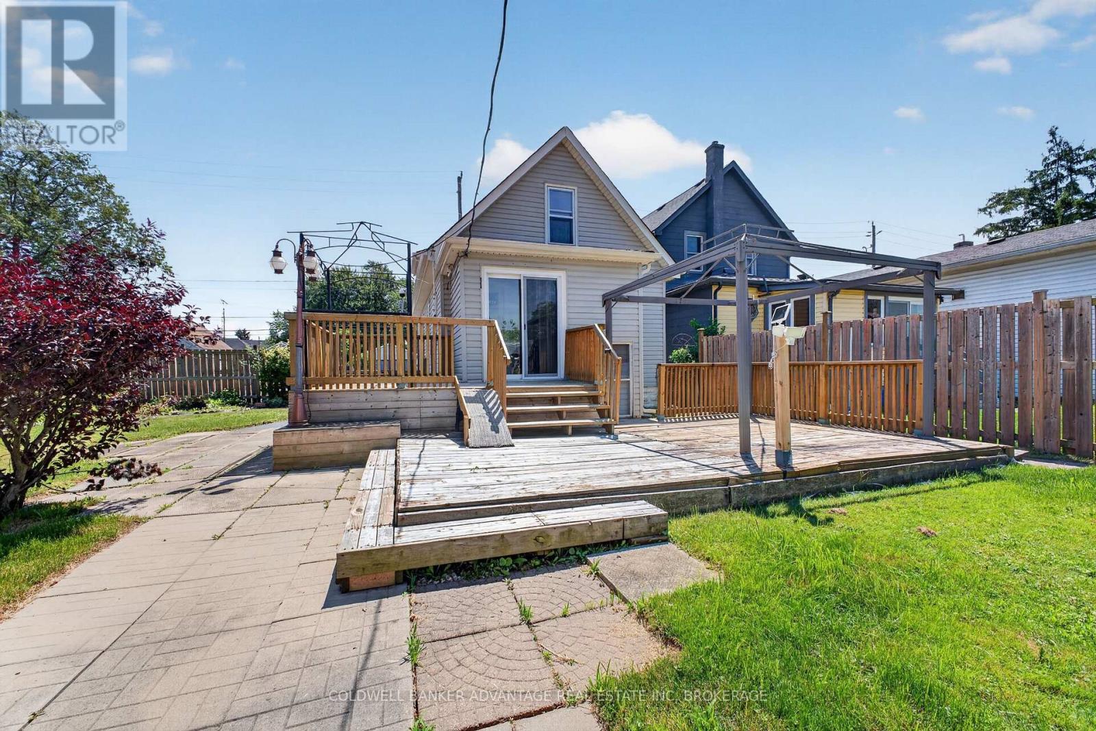 229 Broadway Avenue, Welland, Ontario  L3C 5L7 - Photo 18 - X13582430