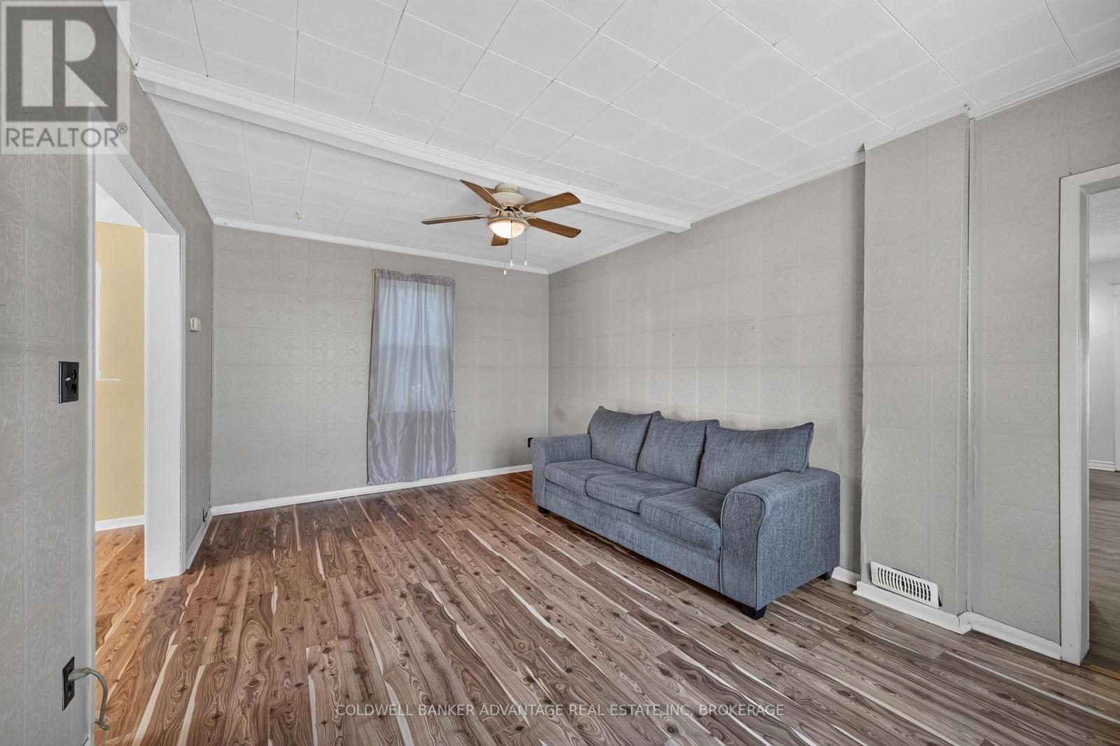 229 Broadway Avenue, Welland, Ontario  L3C 5L7 - Photo 6 - X13582430