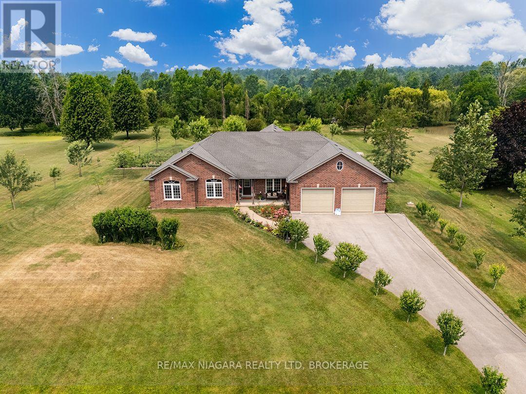 11004 Lakeshore Road, Wainfleet, Ontario  L3K 5V4 - Photo 3 - X13582454
