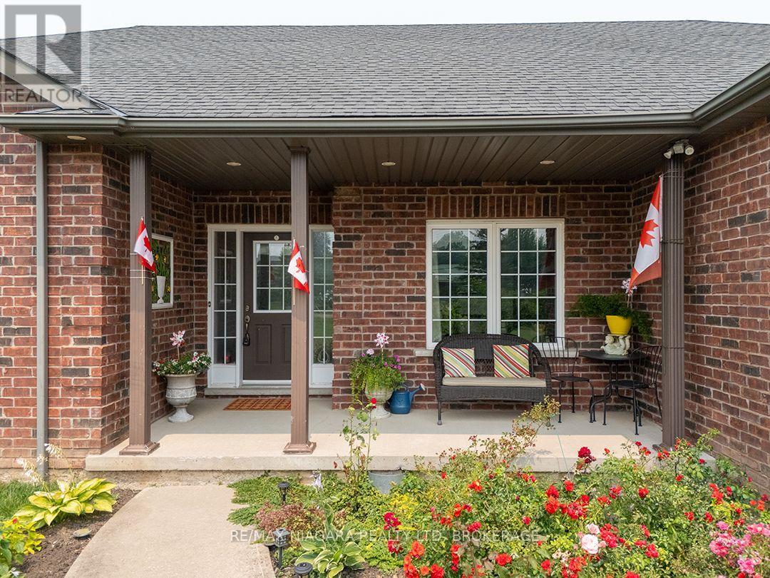11004 Lakeshore Road, Wainfleet, Ontario  L3K 5V4 - Photo 4 - X13582454