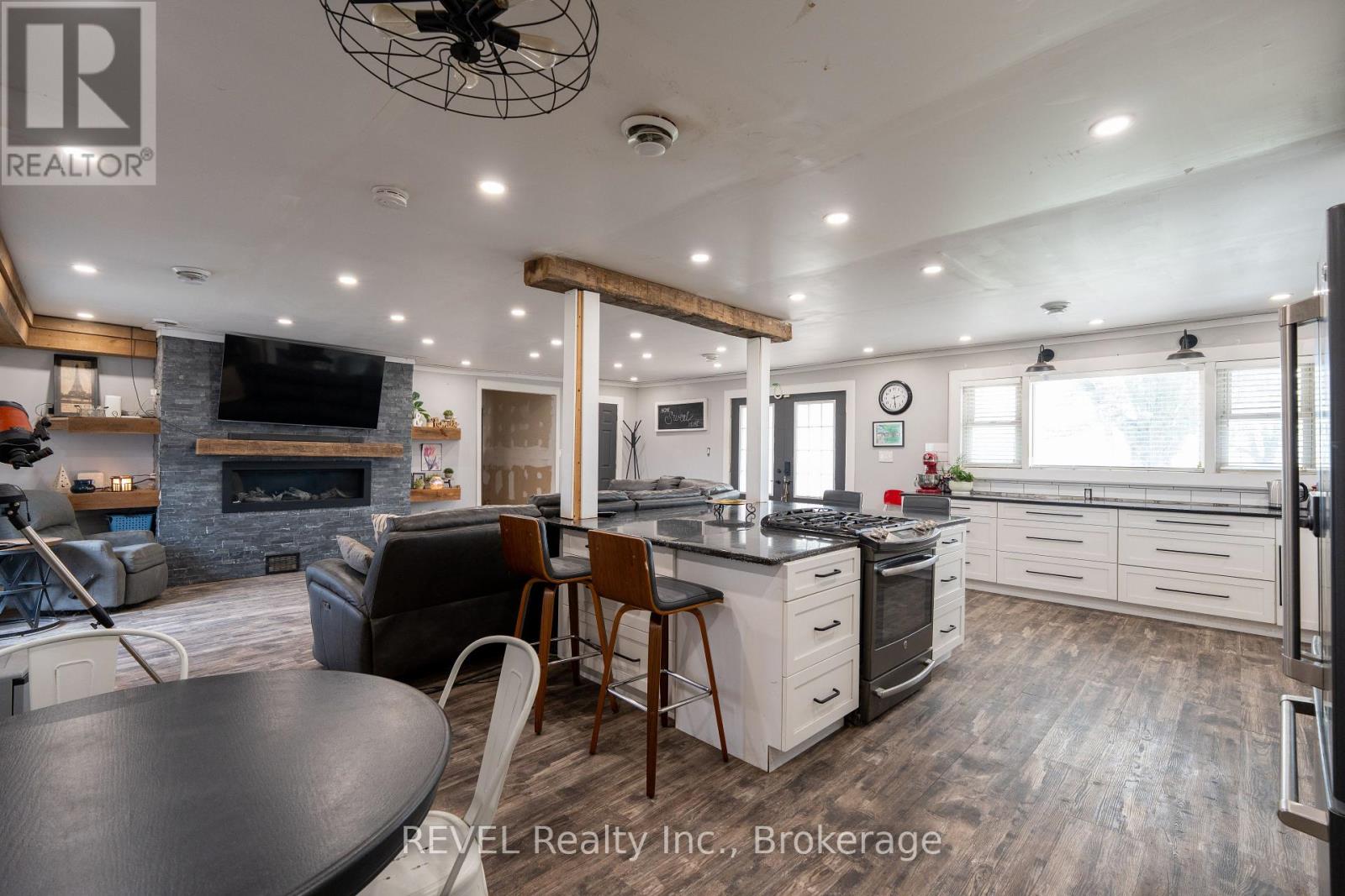 10830 3 Highway, Wainfleet, Ontario  L3K 5V4 - Photo 2 - X13582492