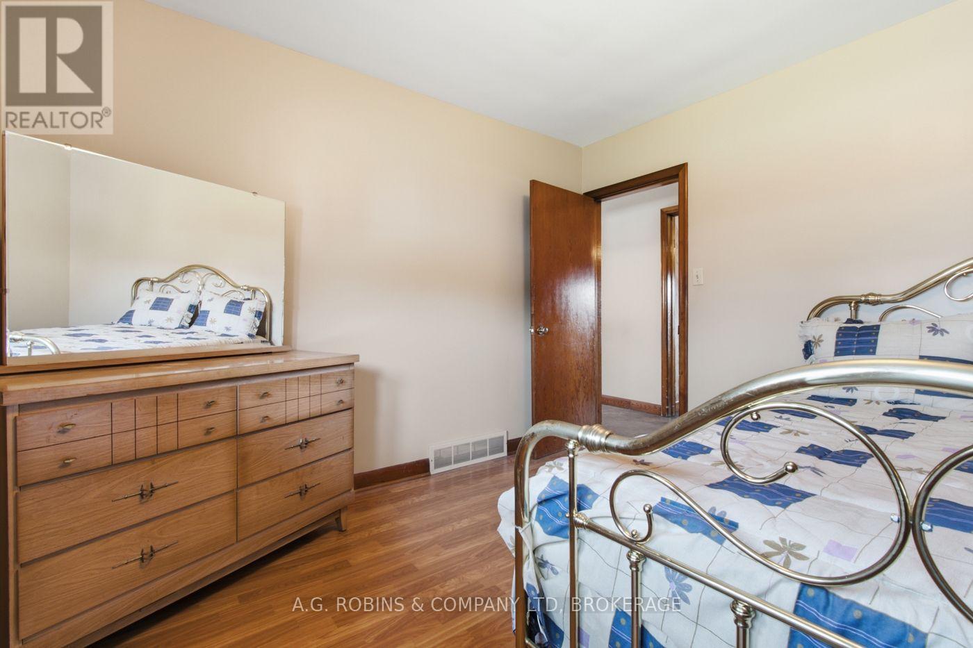 140 Classic Avenue, Welland, Ontario  L3B 1P7 - Photo 15 - X13582502