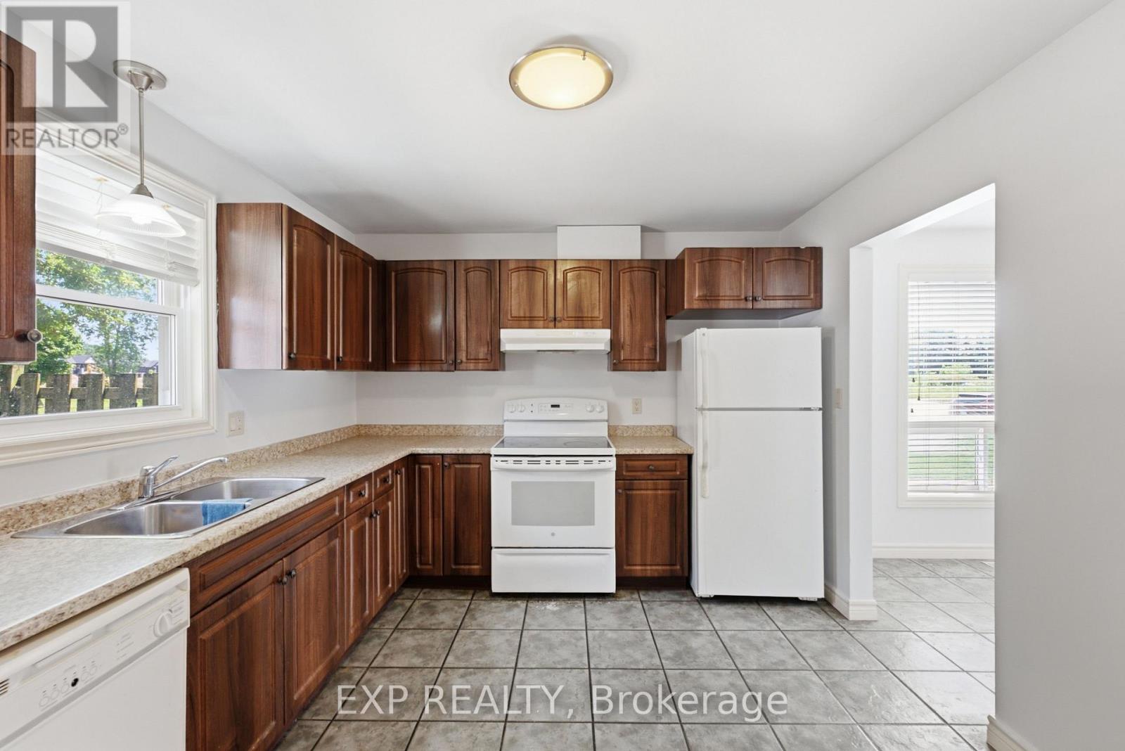7226 Alex Avenue, Niagara Falls, Ontario  L2G 7K4 - Photo 12 - X13582700