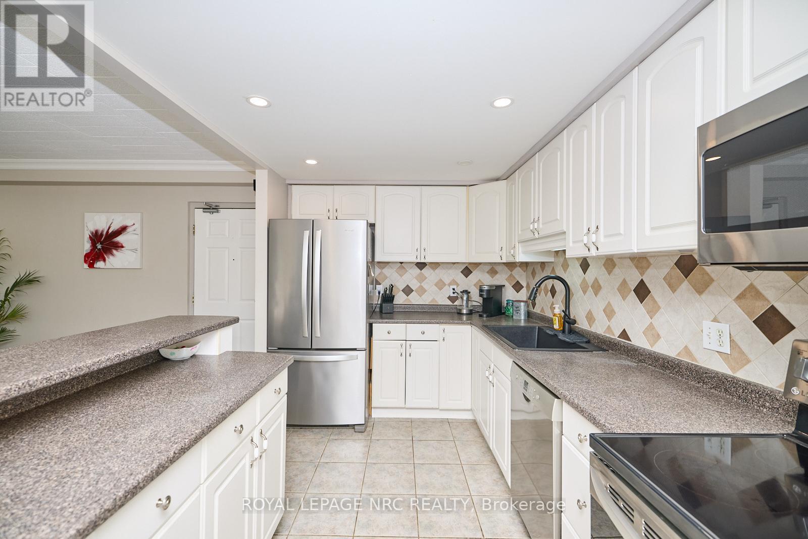 109 - 20 John Street, Grimsby, Ontario  L3M 1X5 - Photo 9 - X13582722