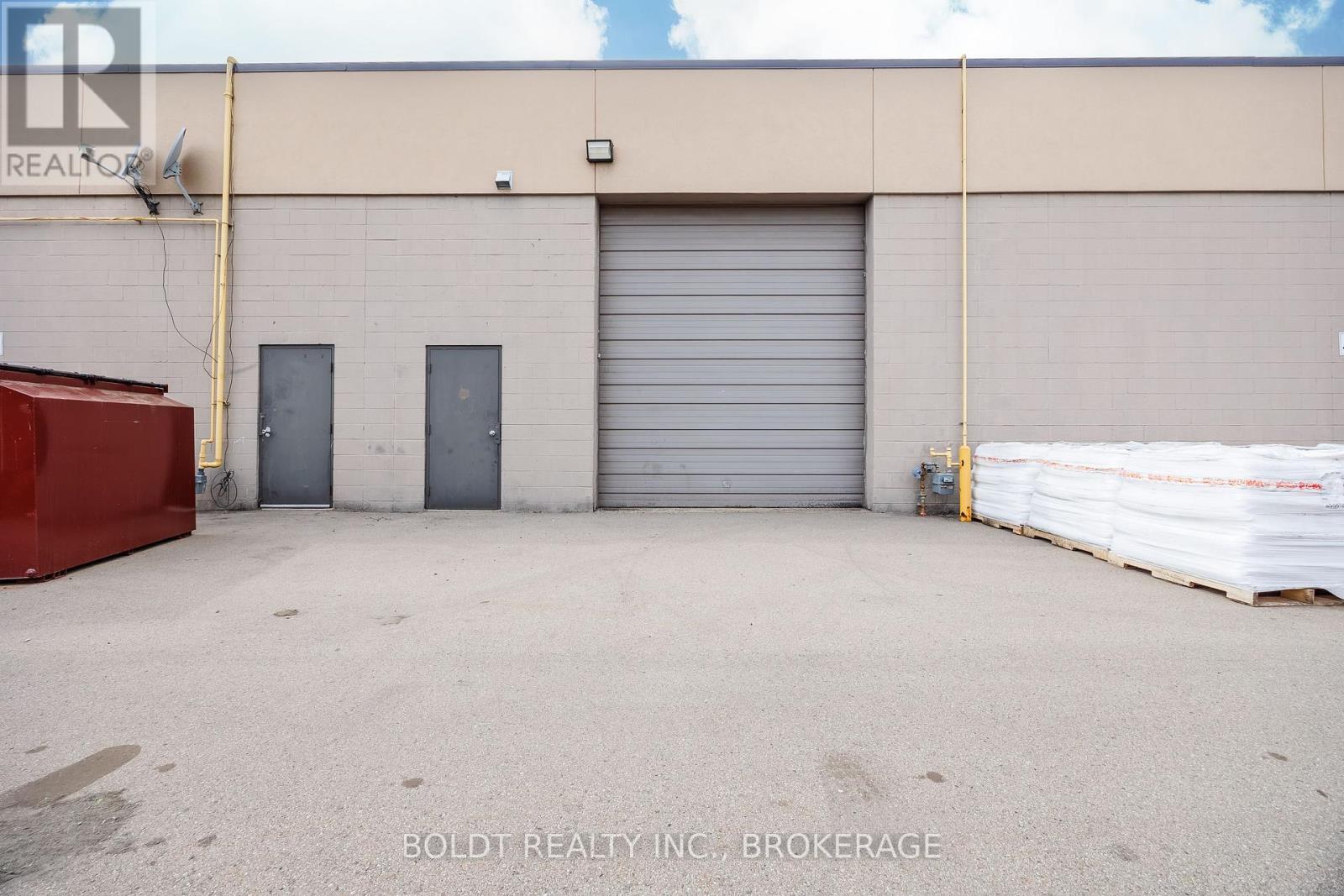 7 - 274 Fourth Avenue, St. Catharines, Ontario  L2S 0B6 - Photo 10 - X13583010