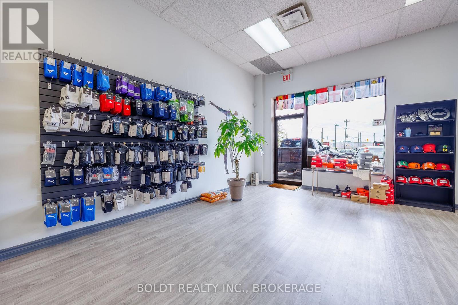 7 - 274 Fourth Avenue, St. Catharines, Ontario  L2S 0B6 - Photo 4 - X13583010