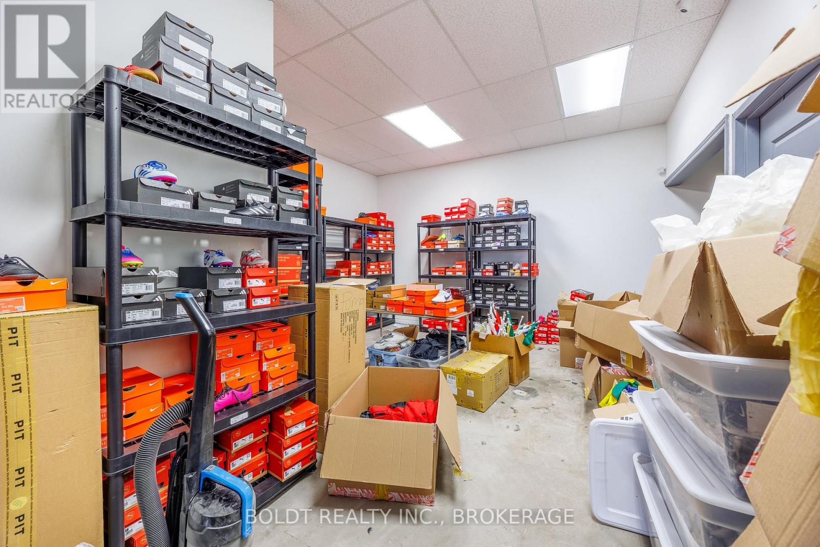 7 - 274 Fourth Avenue, St. Catharines, Ontario  L2S 0B6 - Photo 8 - X13583010