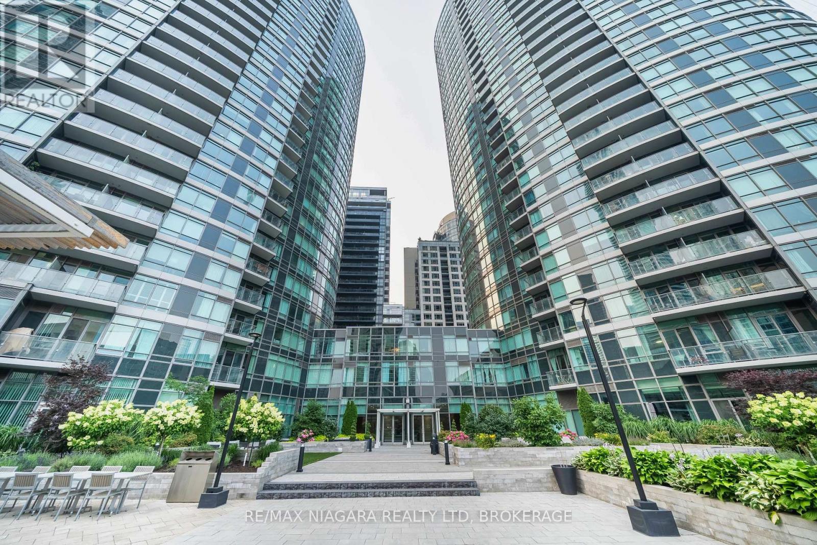 3603 - 361 Front Street W, Toronto, Ontario  M5V 3R5 - Photo 2 - C13583300