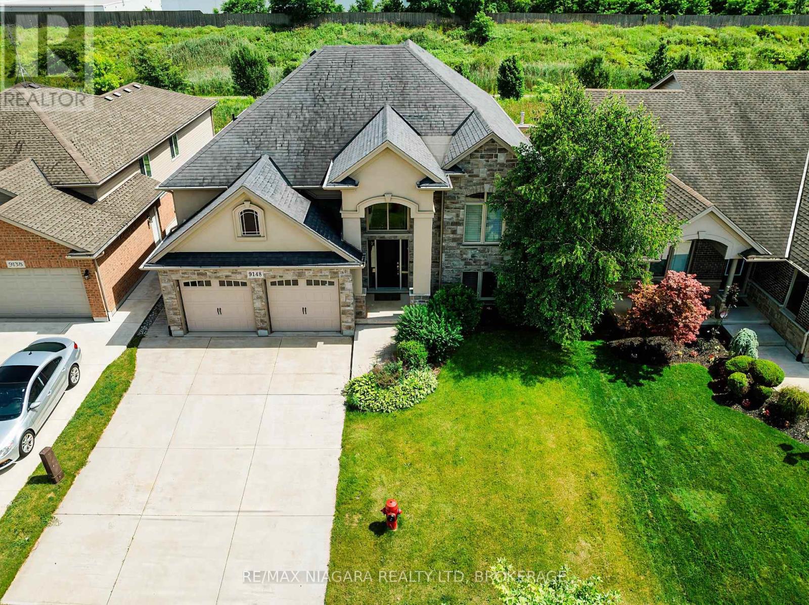 9148 Hendershot Boulevard, Niagara Falls, Ontario  L2H 0E3 - Photo 2 - X13583332