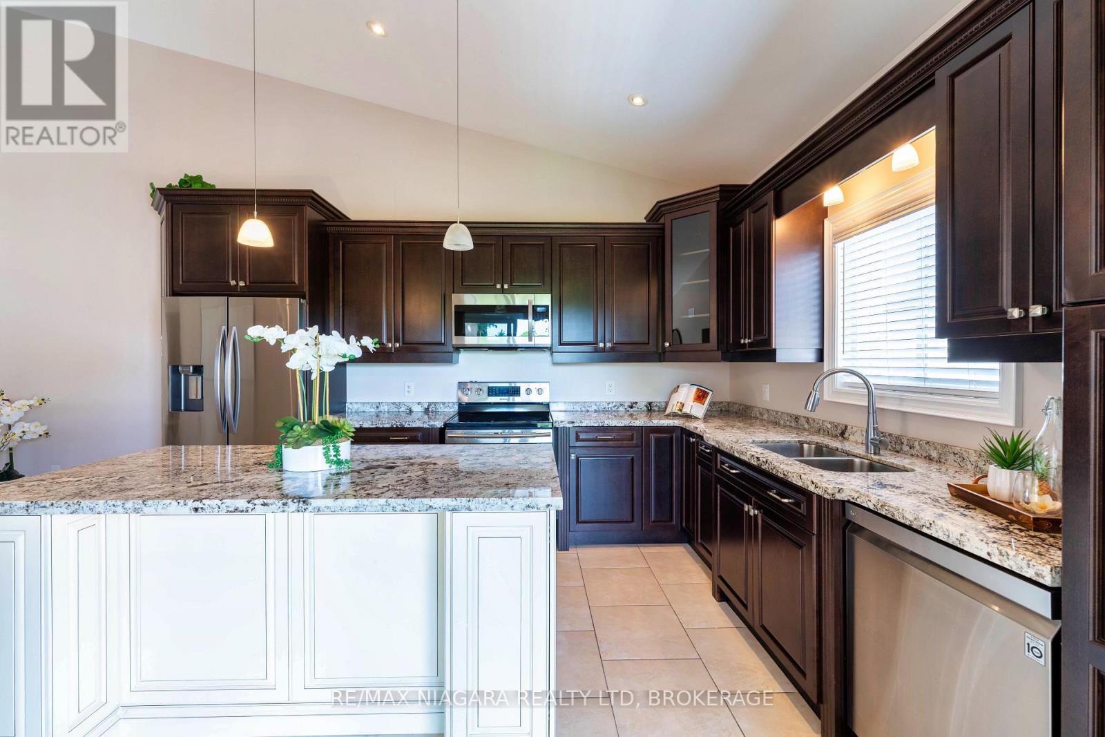 9148 Hendershot Boulevard, Niagara Falls, Ontario  L2H 0E3 - Photo 21 - X13583332