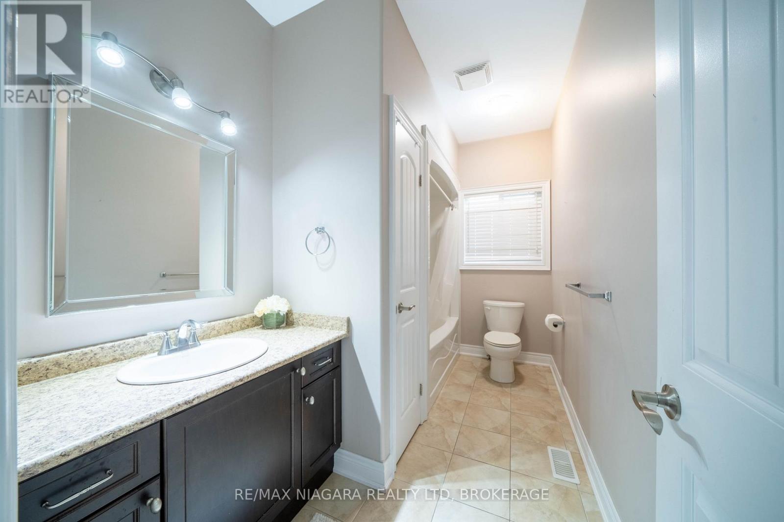 9148 Hendershot Boulevard, Niagara Falls, Ontario  L2H 0E3 - Photo 25 - X13583332
