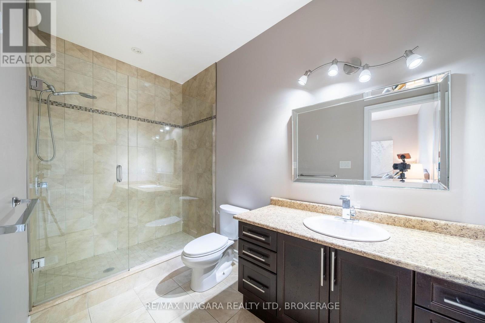 9148 Hendershot Boulevard, Niagara Falls, Ontario  L2H 0E3 - Photo 34 - X13583332