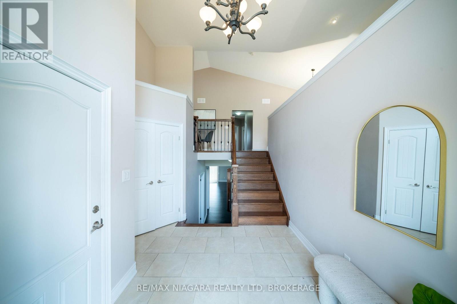 9148 Hendershot Boulevard, Niagara Falls, Ontario  L2H 0E3 - Photo 7 - X13583332