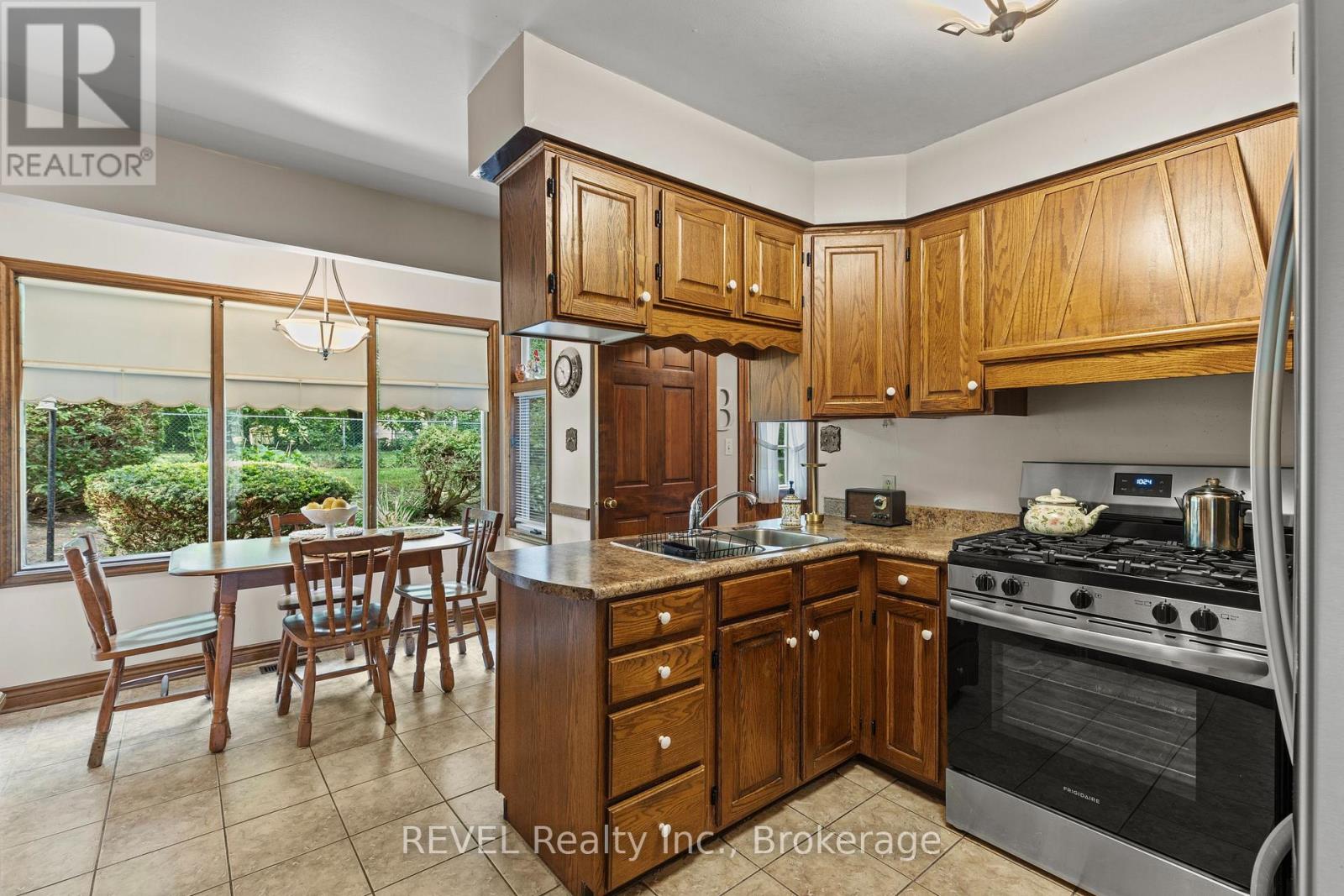 7190 Waterloo Drive, Niagara Falls, Ontario  L2J 1E2 - Photo 13 - X13583938