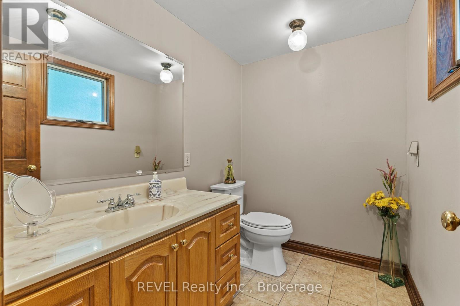 7190 Waterloo Drive, Niagara Falls, Ontario  L2J 1E2 - Photo 16 - X13583938