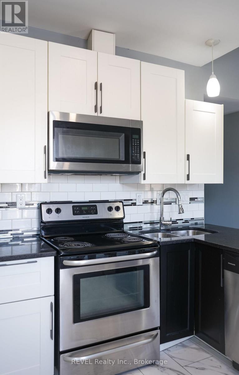 3 - 18 Clairmont Street, Thorold, Ontario  L2V 1R1 - Photo 3 - X13584084