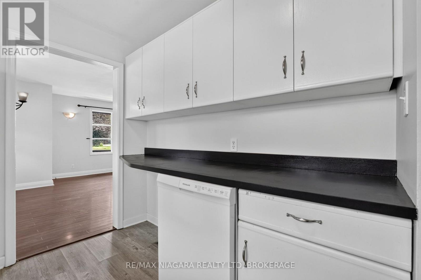 6427 Carlton Avenue, Niagara Falls, Ontario  L2G 5K1 - Photo 18 - X13584184