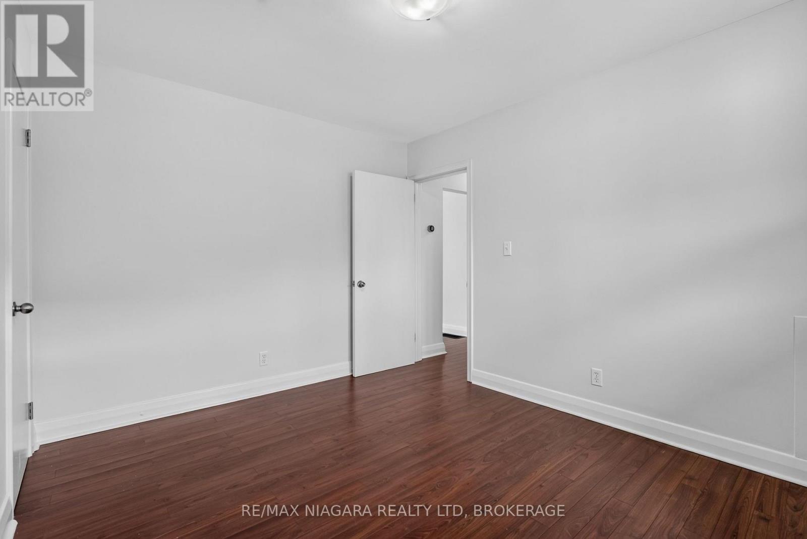 6427 Carlton Avenue, Niagara Falls, Ontario  L2G 5K1 - Photo 21 - X13584184