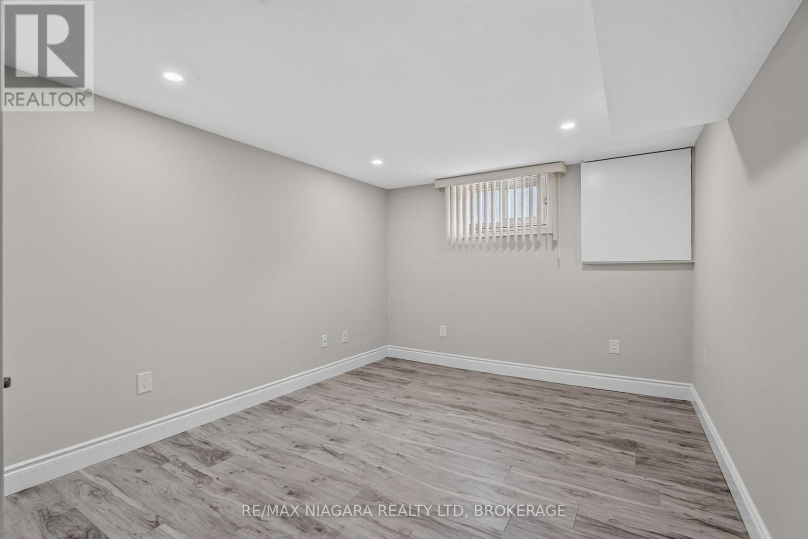 6427 Carlton Avenue, Niagara Falls, Ontario  L2G 5K1 - Photo 36 - X13584184