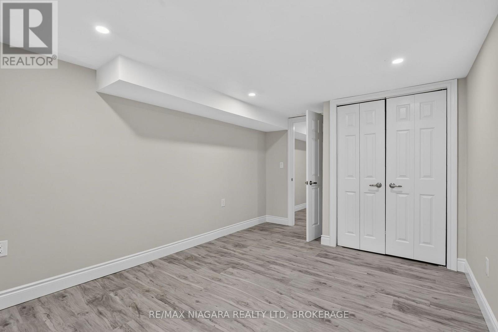 6427 Carlton Avenue, Niagara Falls, Ontario  L2G 5K1 - Photo 37 - X13584184