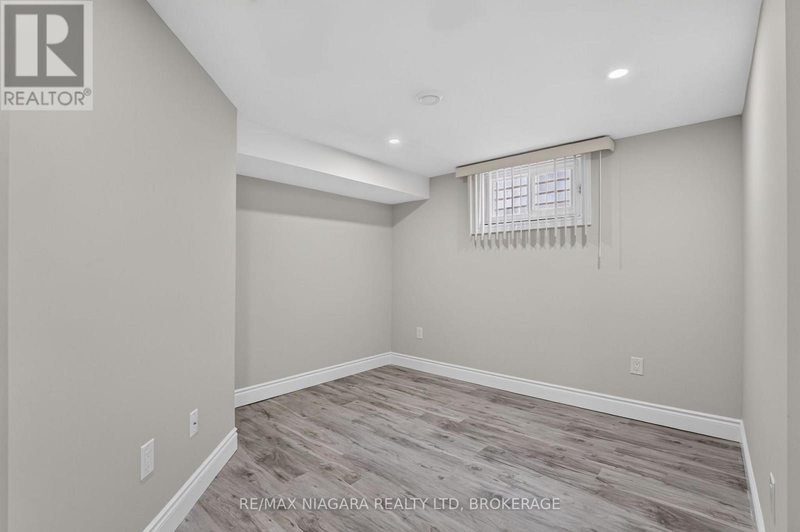 6427 Carlton Avenue, Niagara Falls, Ontario  L2G 5K1 - Photo 39 - X13584184