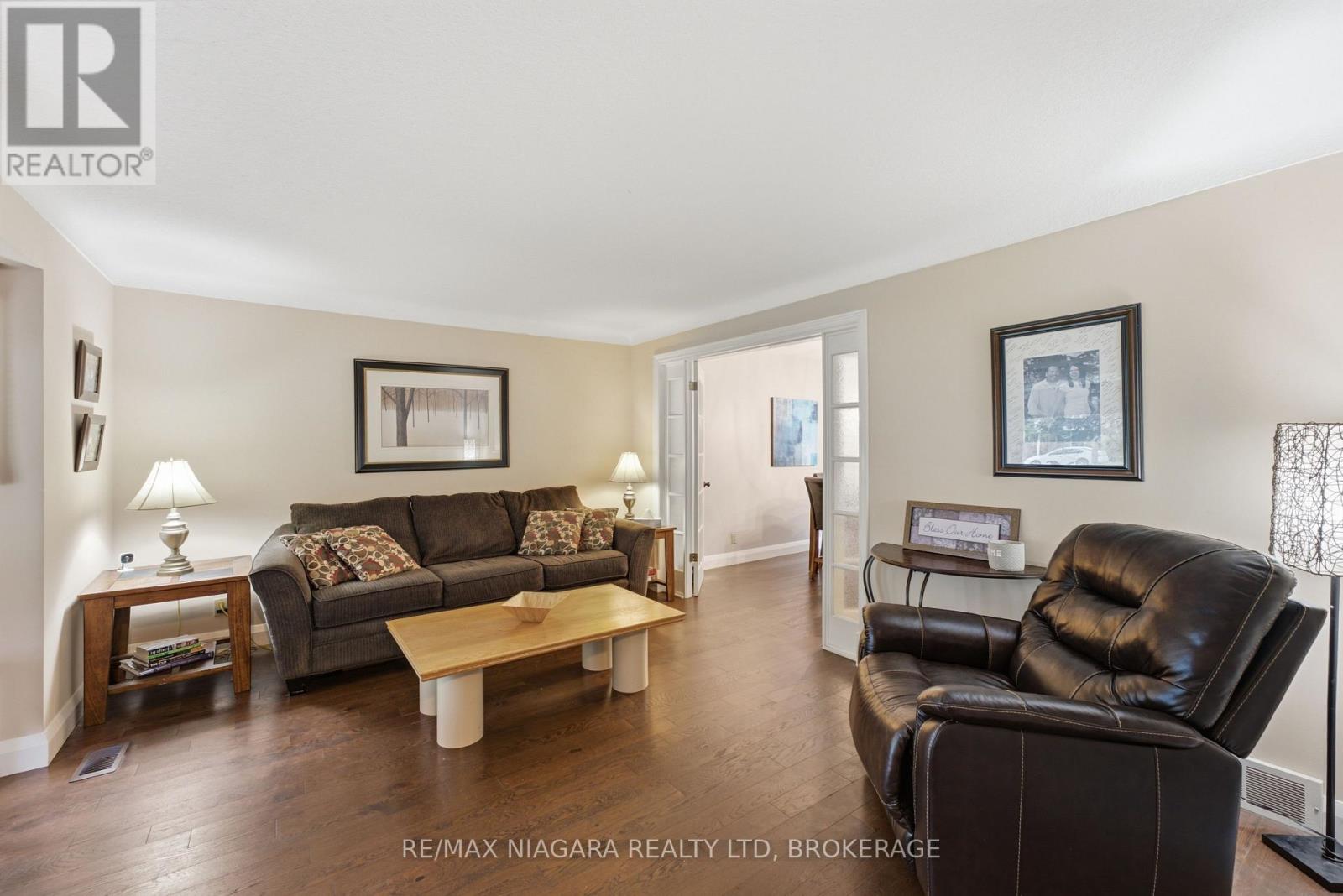 9 Beechnut Court, Pelham, Ontario  L0S 1E2 - Photo 4 - X13584198