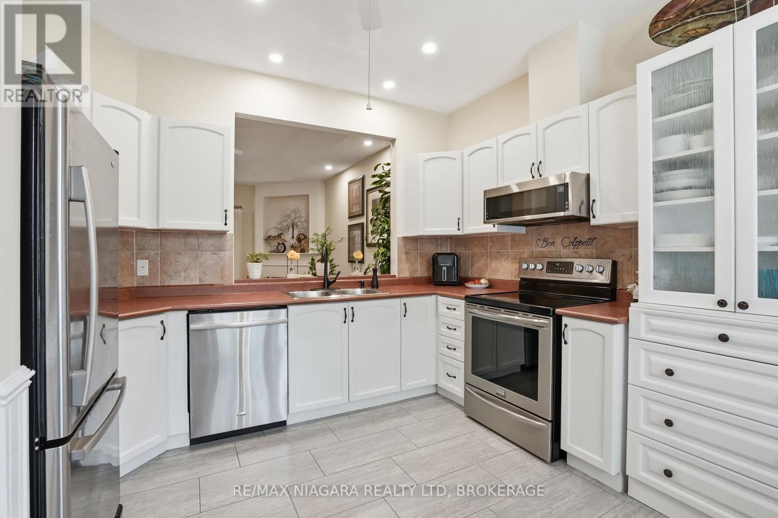 10 - 99 Linwell Road, St. Catharines, Ontario  L2N 1R6 - Photo 13 - X13585858