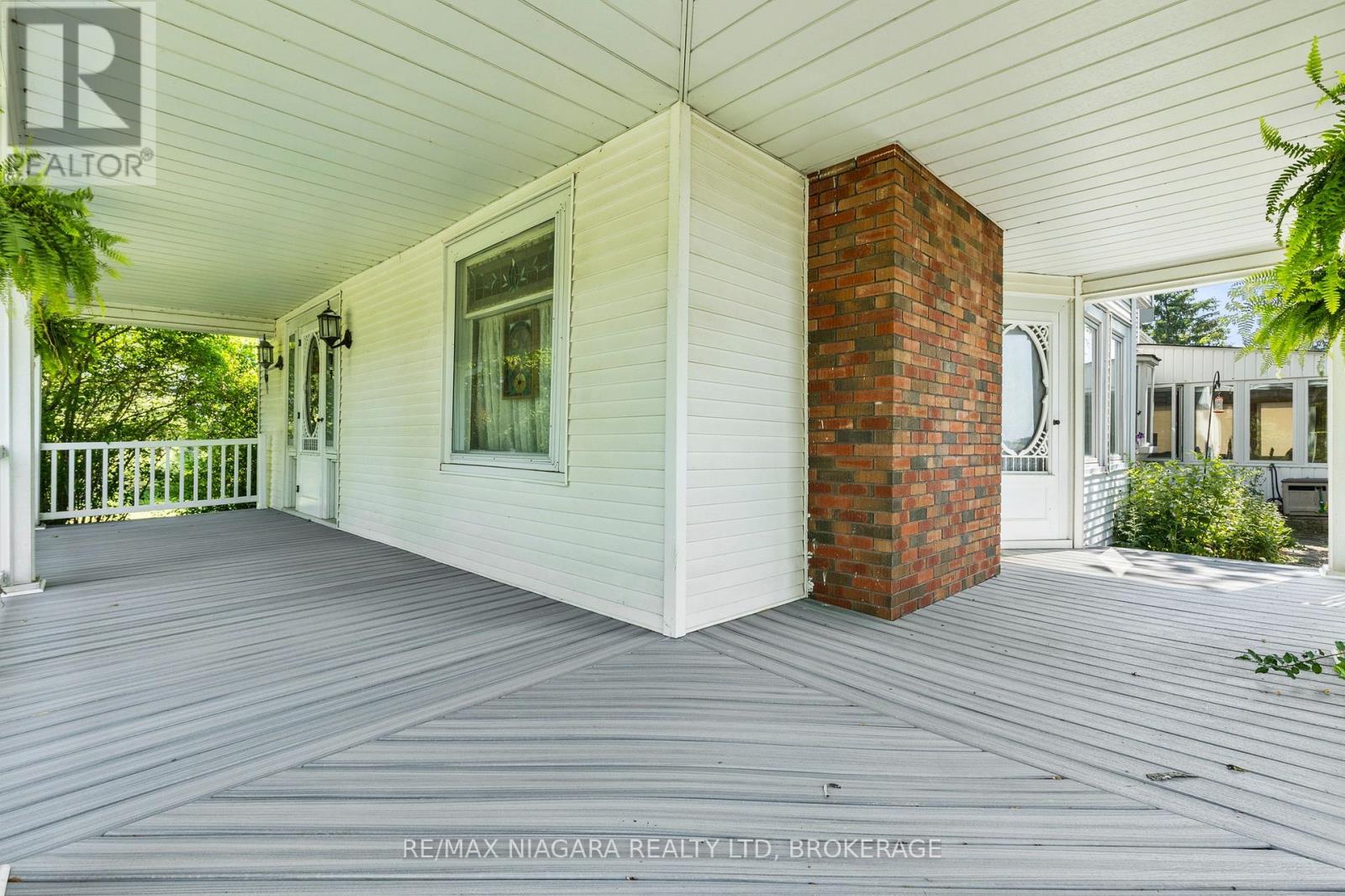 3362 Montrose Road, Fort Erie, Ontario  L3B 5N7 - Photo 5 - X13586110