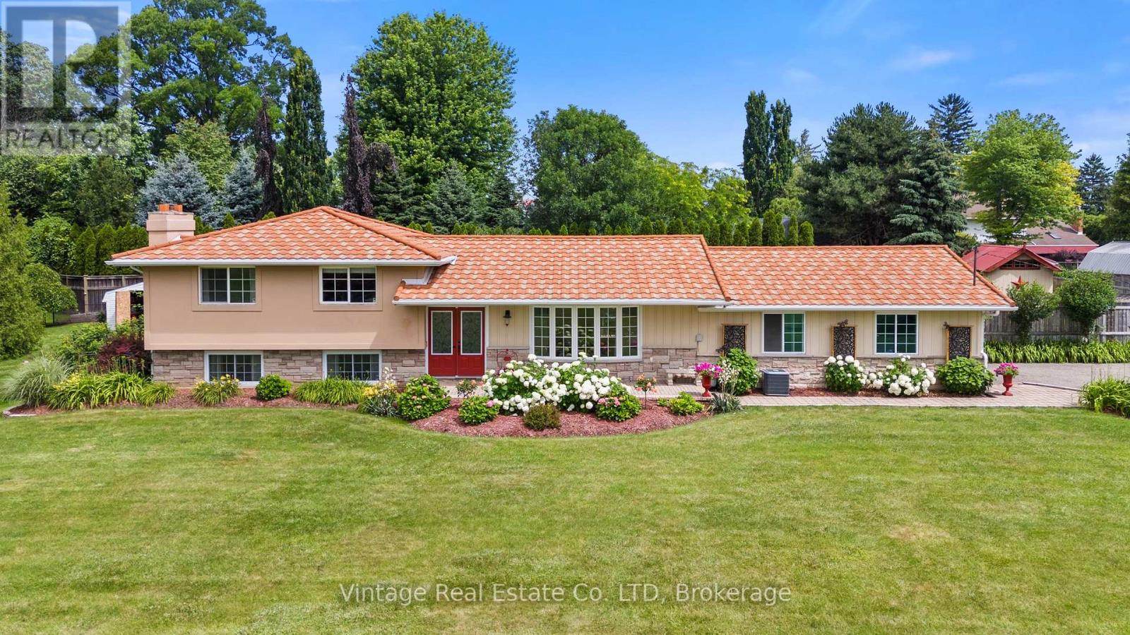1841 SUNSET LANE, St. Catharines, Ontario