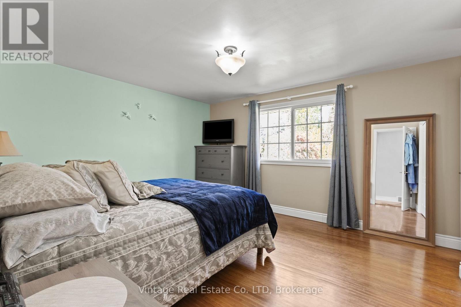 1841 Sunset Lane, St. Catharines, Ontario  L2R 6P9 - Photo 10 - X13586206