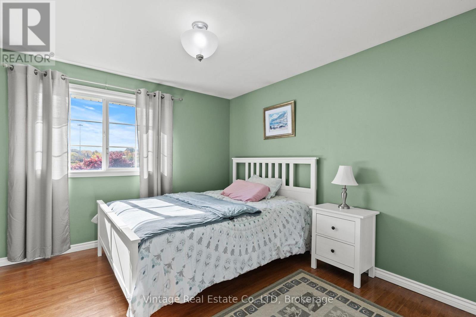 1841 Sunset Lane, St. Catharines, Ontario  L2R 6P9 - Photo 12 - X13586206