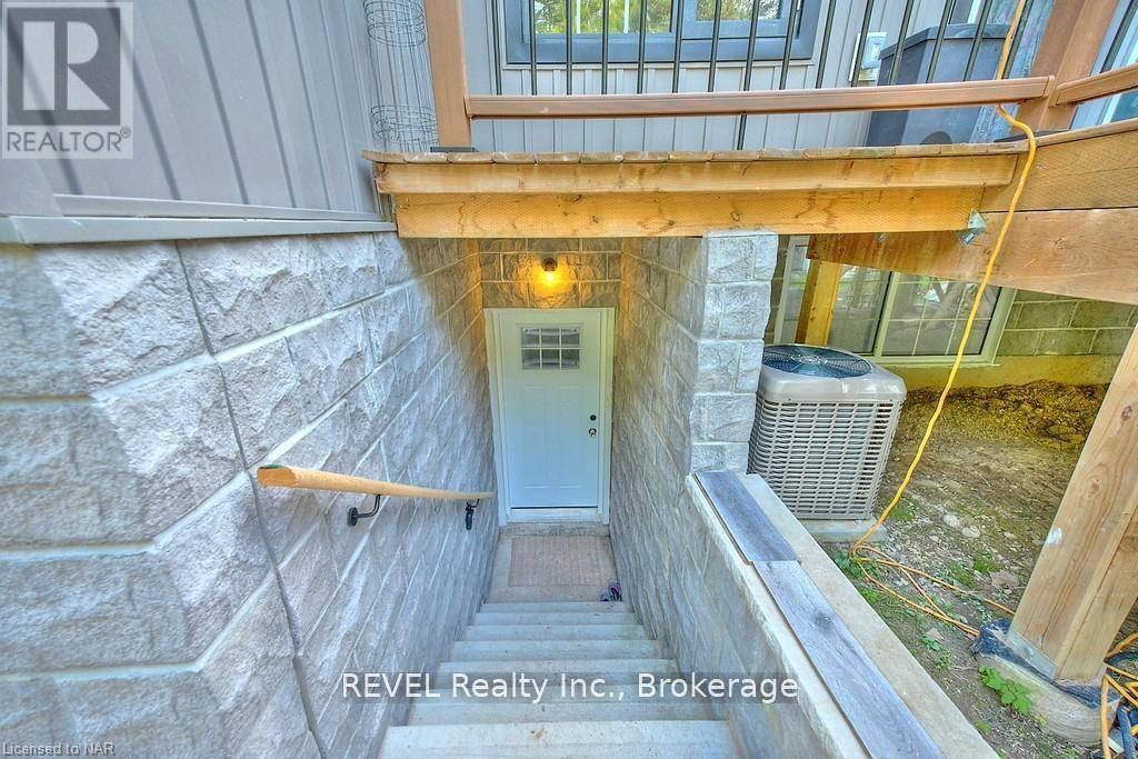 491 Geneva Street, St. Catharines, Ontario  L2N 2H4 - Photo 2 - X13586236