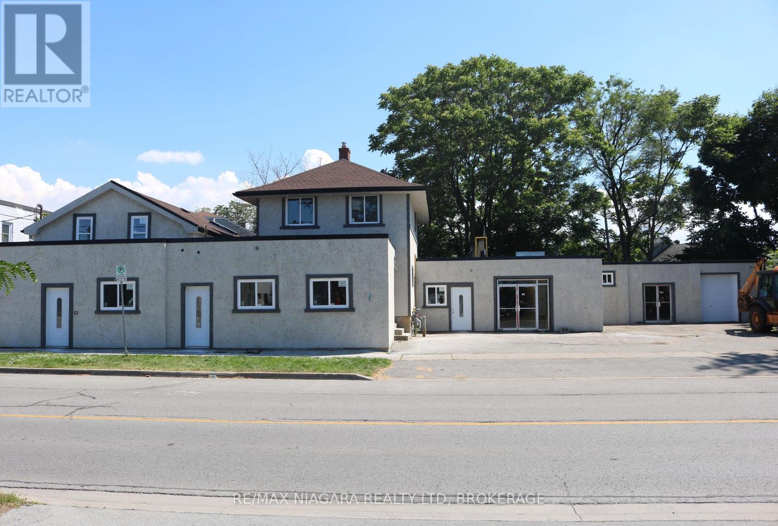 194 Church Street, St. Catharines, Ontario  L2R 3E9 - Photo 2 - X13586270
