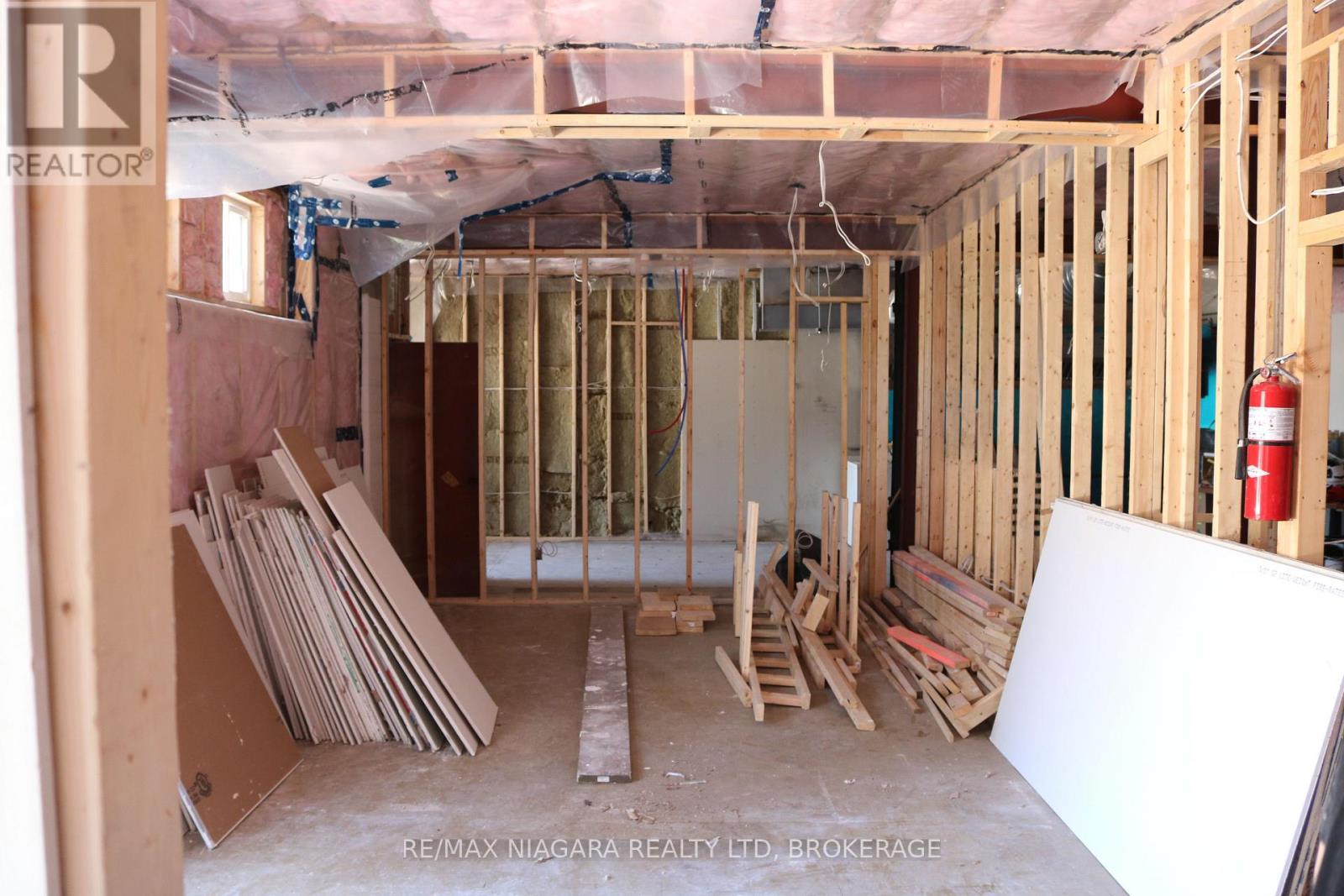 194 Church Street, St. Catharines, Ontario  L2R 3E9 - Photo 3 - X13586270