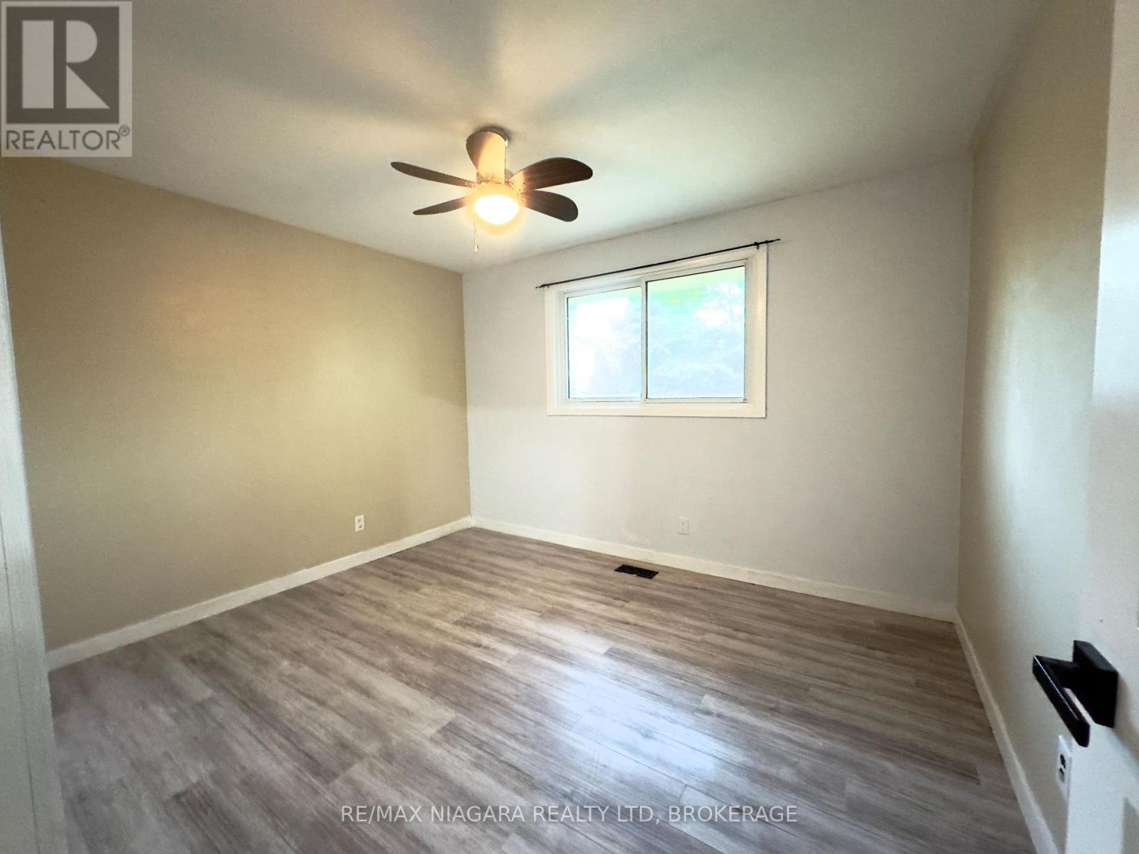 8 Lakehurst Drive, St. Catharines, Ontario  L2N 4C2 - Photo 13 - X13586684