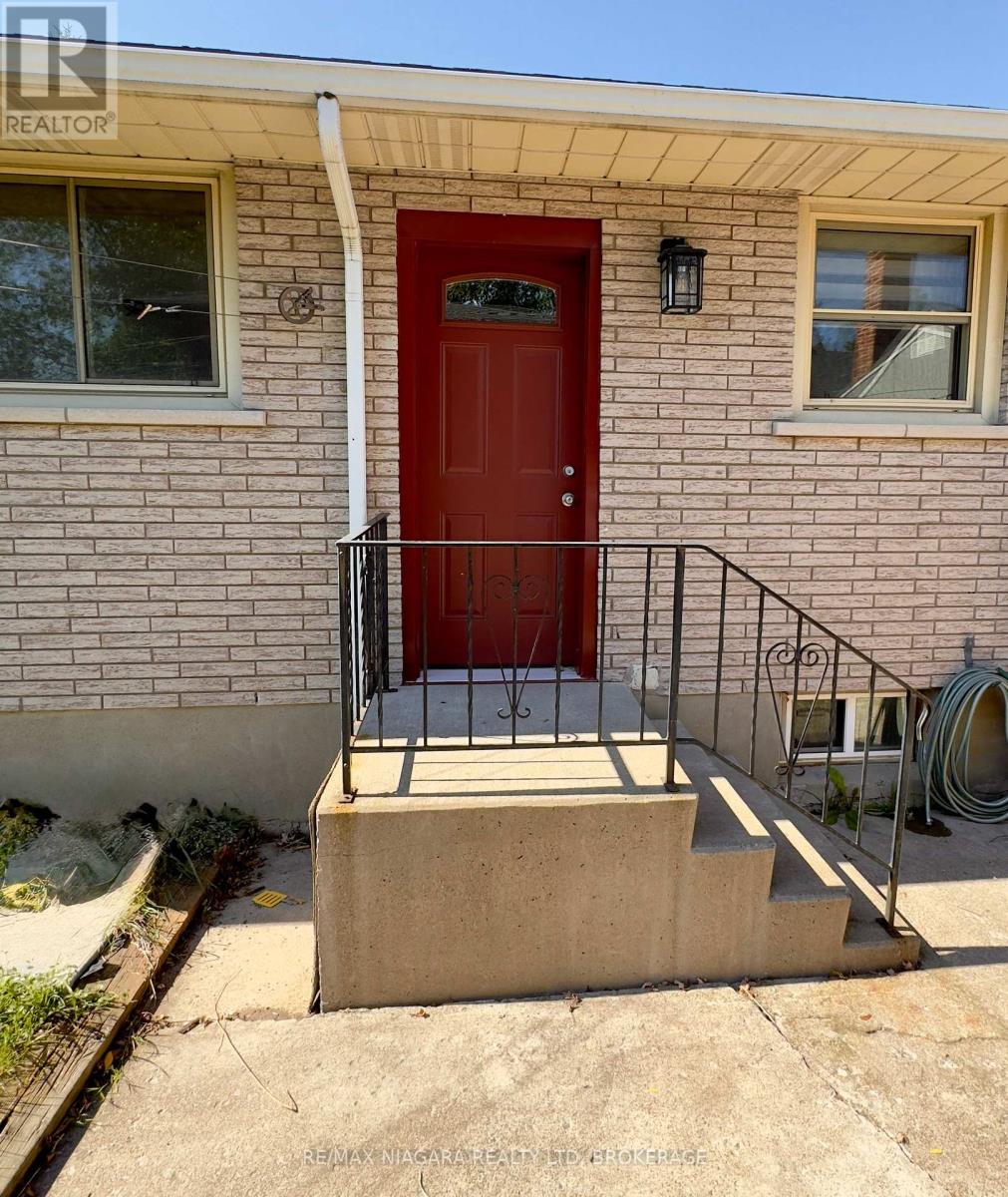 8 Lakehurst Drive, St. Catharines, Ontario  L2N 4C2 - Photo 21 - X13586684