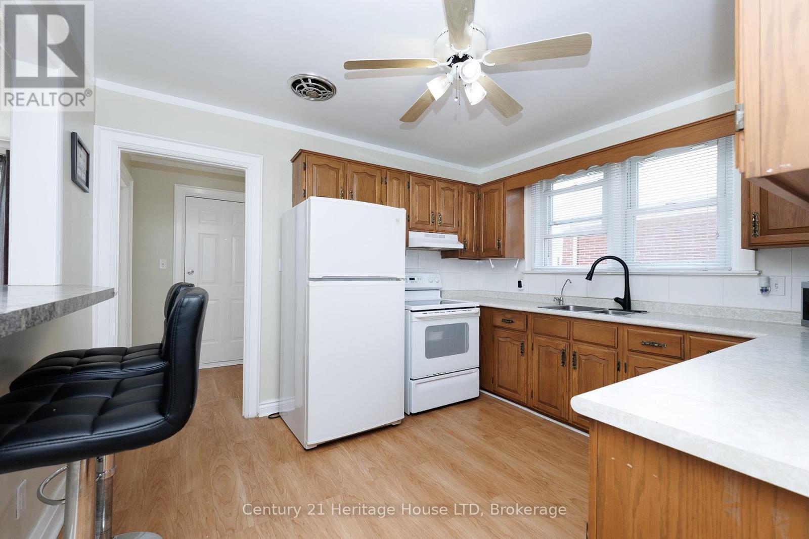 6477 Barker Street, Niagara Falls, Ontario  L2G 1Y6 - Photo 11 - X13586964