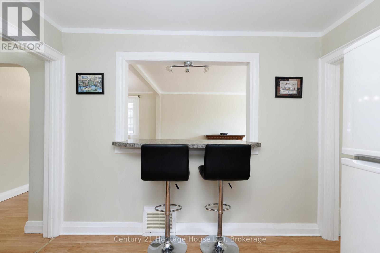 6477 Barker Street, Niagara Falls, Ontario  L2G 1Y6 - Photo 13 - X13586964