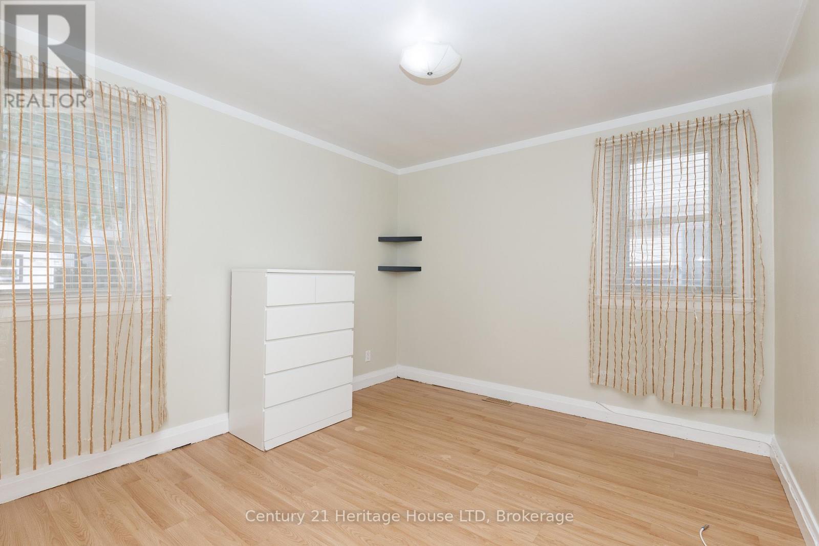 6477 Barker Street, Niagara Falls, Ontario  L2G 1Y6 - Photo 18 - X13586964