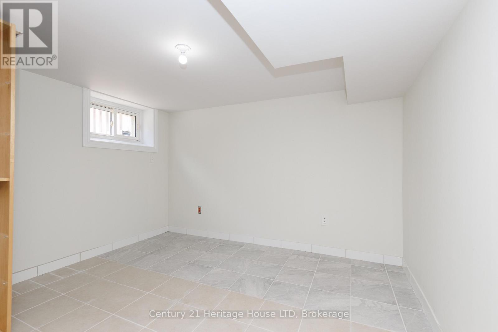 6477 Barker Street, Niagara Falls, Ontario  L2G 1Y6 - Photo 23 - X13586964