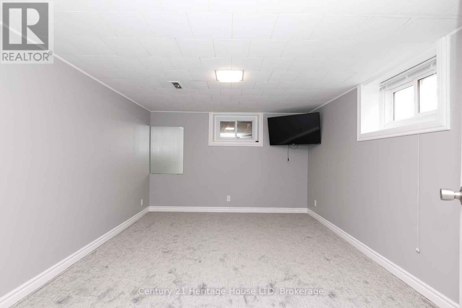 6477 Barker Street, Niagara Falls, Ontario  L2G 1Y6 - Photo 27 - X13586964