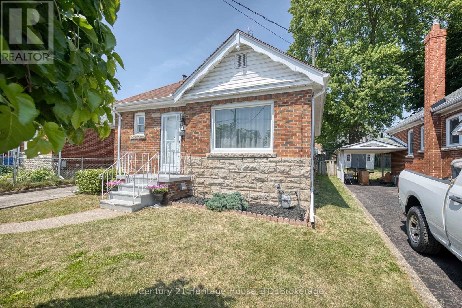 6477 Barker Street, Niagara Falls, Ontario  L2G 1Y6 - Photo 3 - X13586964