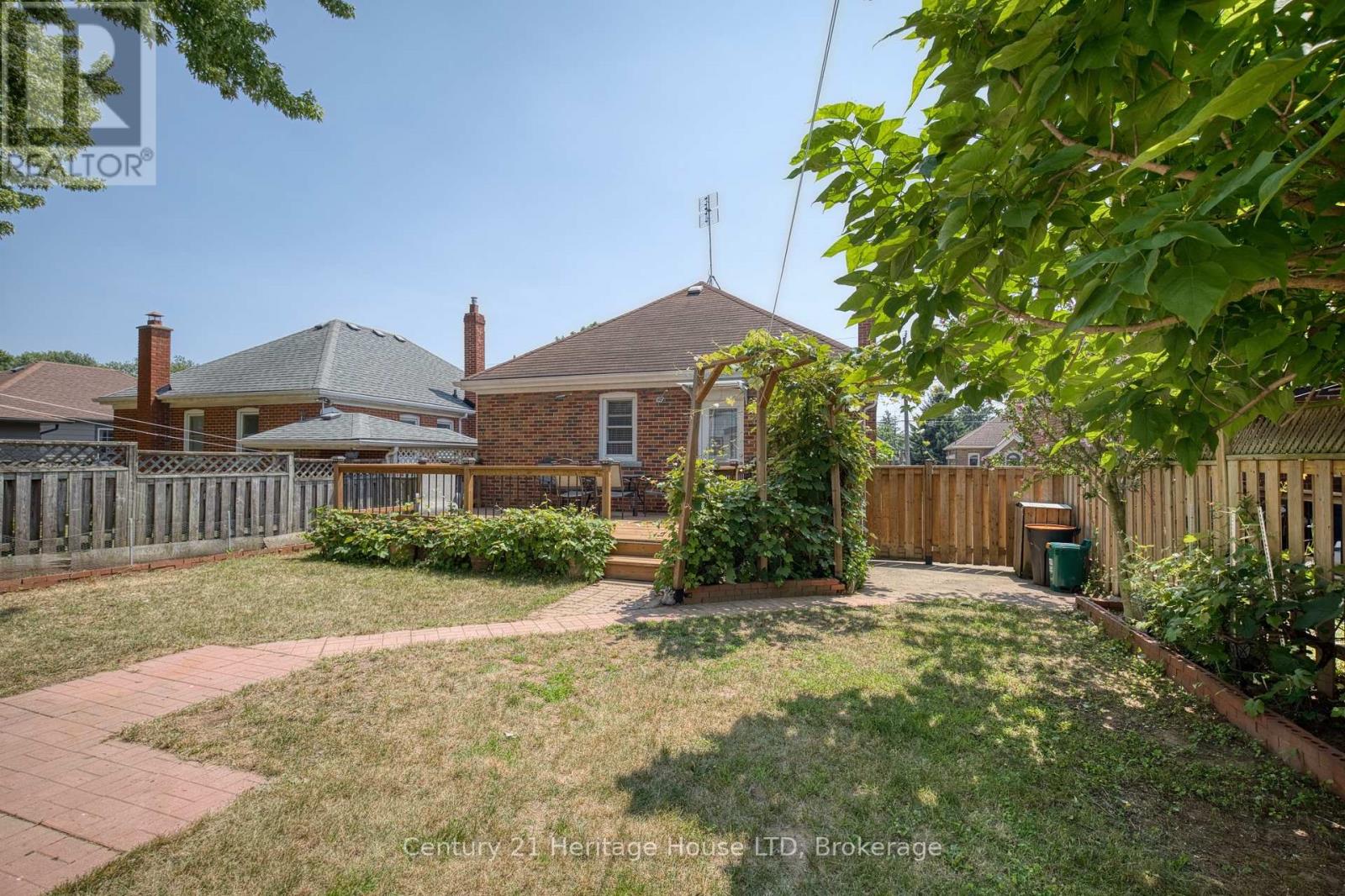 6477 Barker Street, Niagara Falls, Ontario  L2G 1Y6 - Photo 32 - X13586964