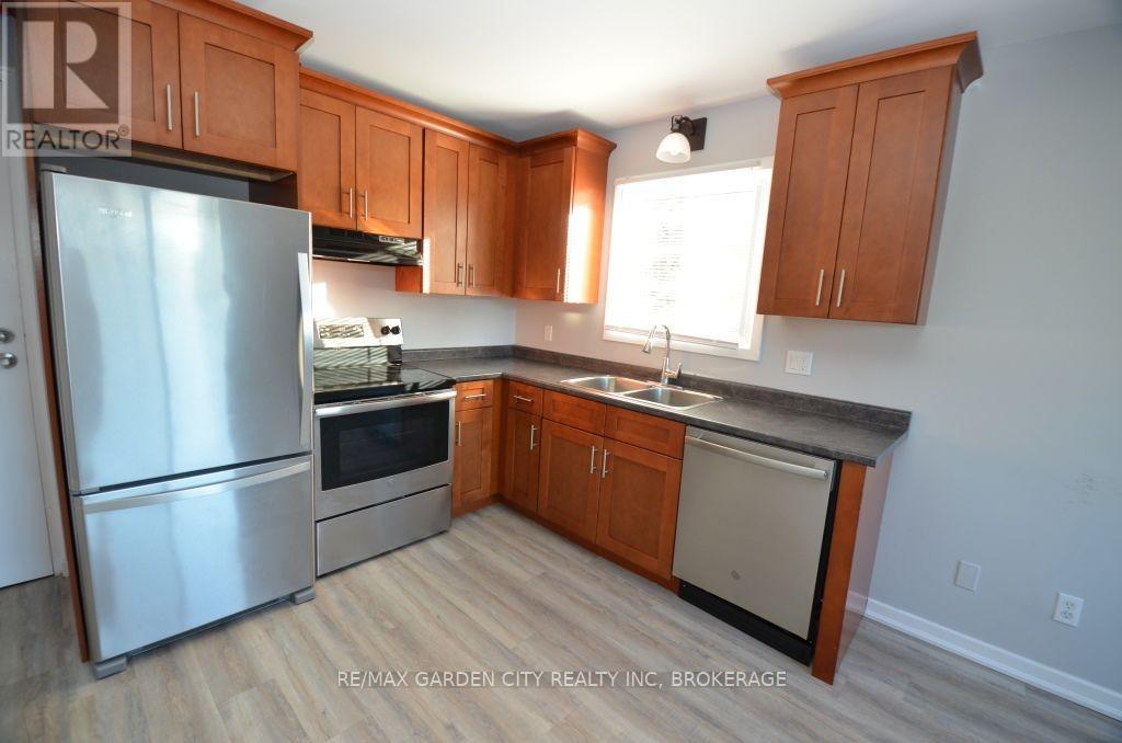 25 Ottawa Street, St. Catharines, Ontario  L2R 1Z1 - Photo 14 - X13587158