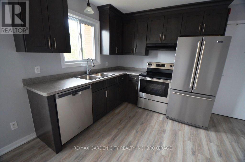 25 Ottawa Street, St. Catharines, Ontario  L2R 1Z1 - Photo 15 - X13587158