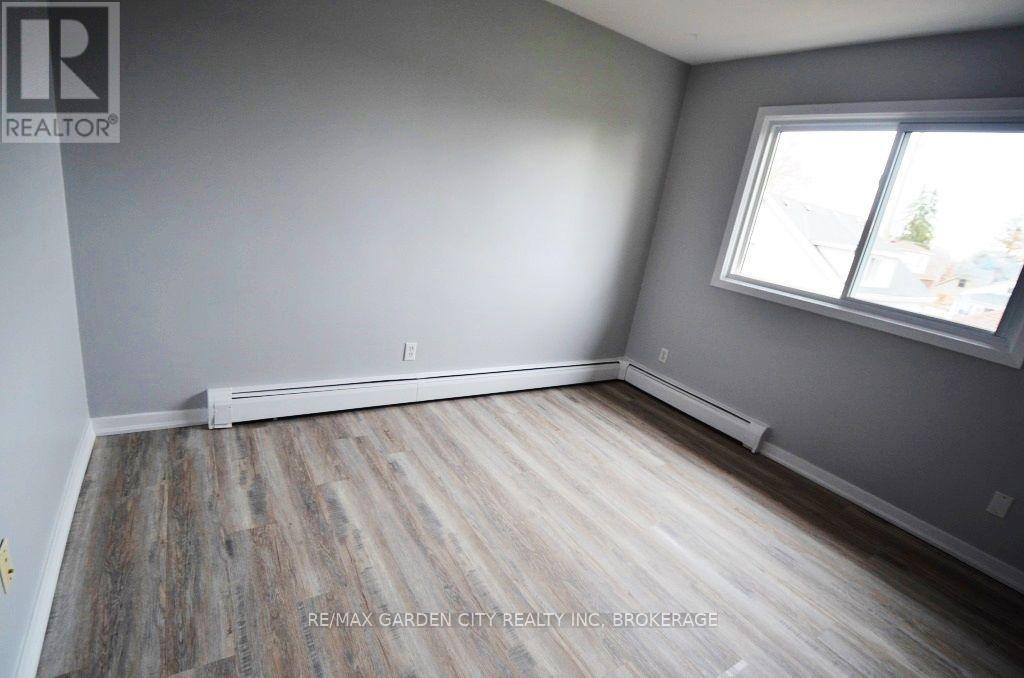 25 Ottawa Street, St. Catharines, Ontario  L2R 1Z1 - Photo 16 - X13587158
