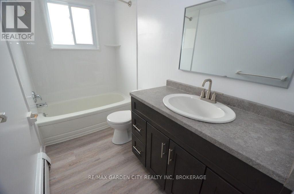 25 Ottawa Street, St. Catharines, Ontario  L2R 1Z1 - Photo 17 - X13587158