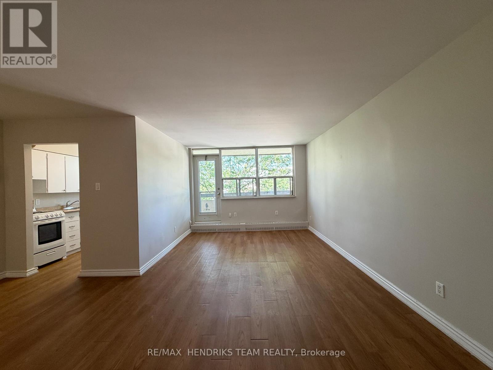 317 - 156 Fitch Street, Welland, Ontario  L3C 4V6 - Photo 4 - X13587490