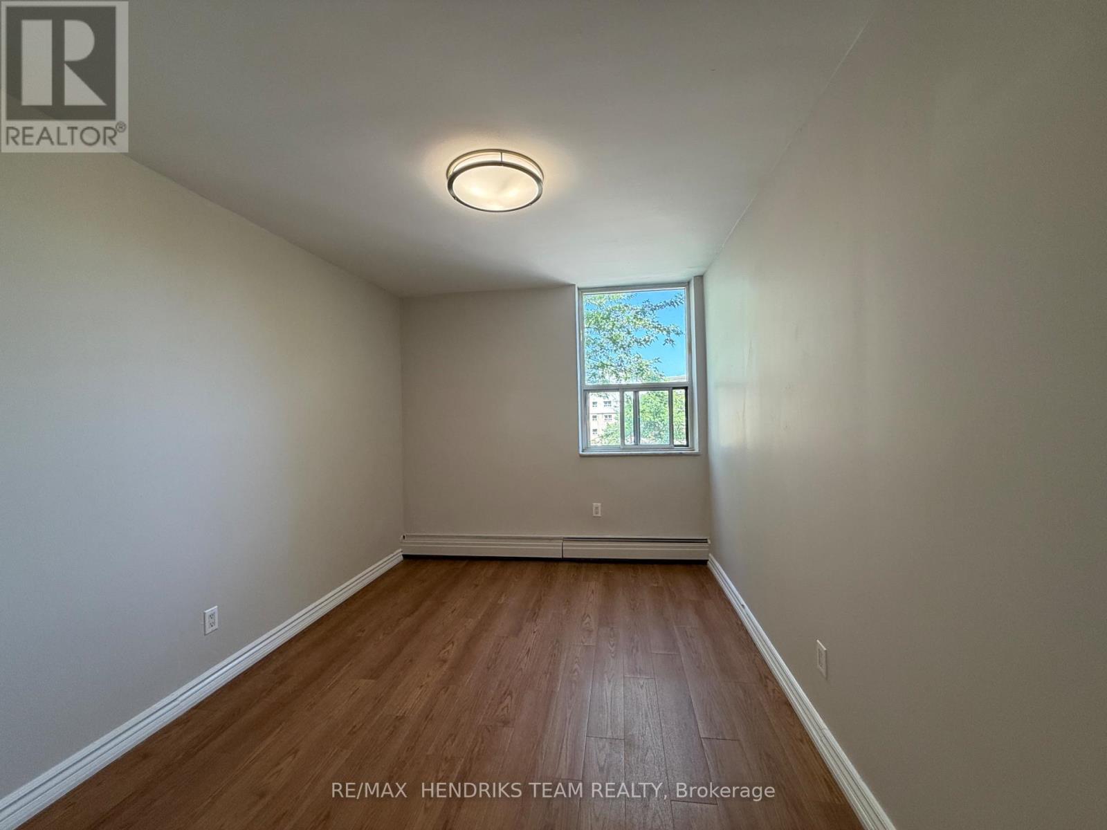 317 - 156 Fitch Street, Welland, Ontario  L3C 4V6 - Photo 5 - X13587490
